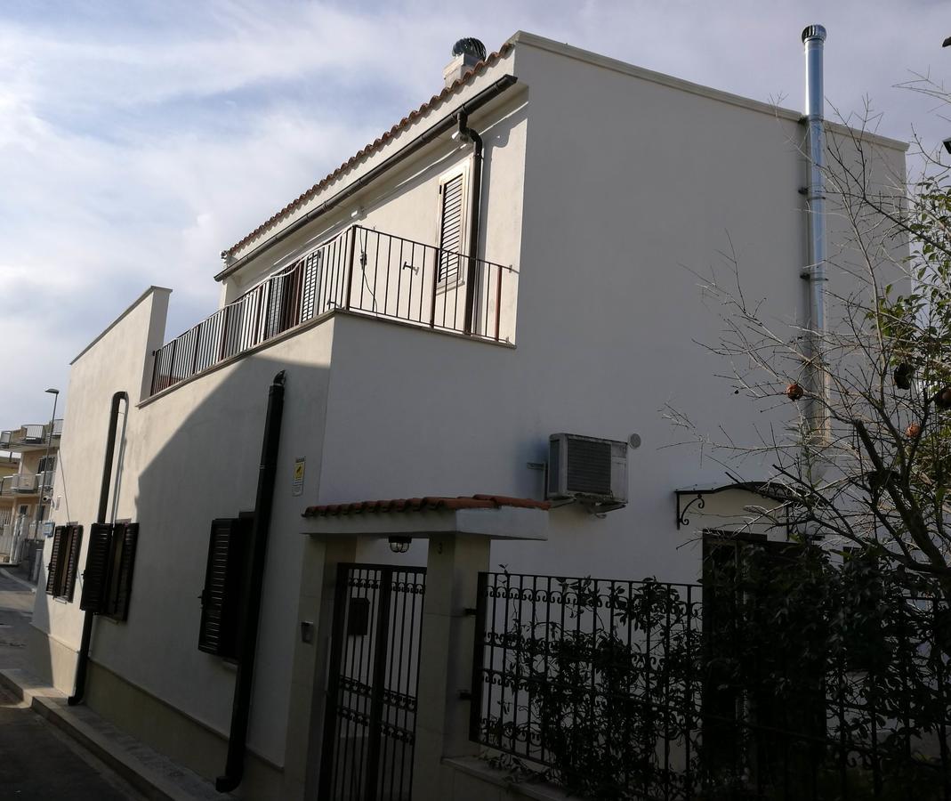 Il Giardino Di Niu Acomodação com café da manhã Palombaio Exterior foto